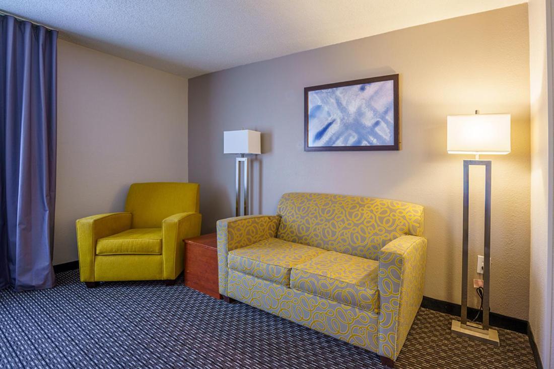 Wingate By Wyndham Brunswick Ga I-95 Hotel Exterior foto